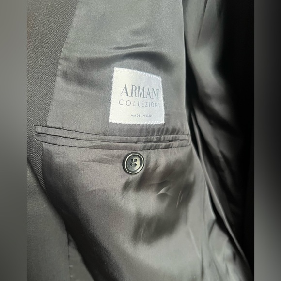 Armani Collezioni Men’s Black Big & Tall suit in excellent condition size 44L. - Picture 9 of 14